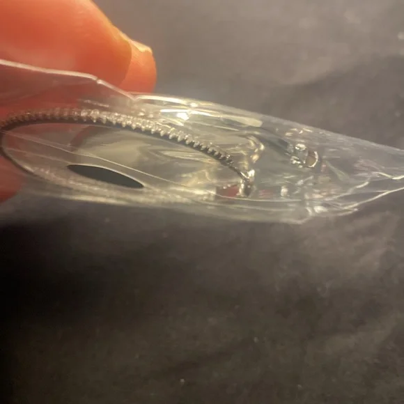 925 SILVER HOOP EARRINGS $200 PRICE TAGS YOURS TODAY $100 - Picture 2 of 3